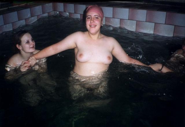 Голенькие славянки отдыхают в бане 15 фотография